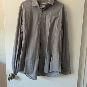 Old Navy Men's Black and White Checkered Shirt